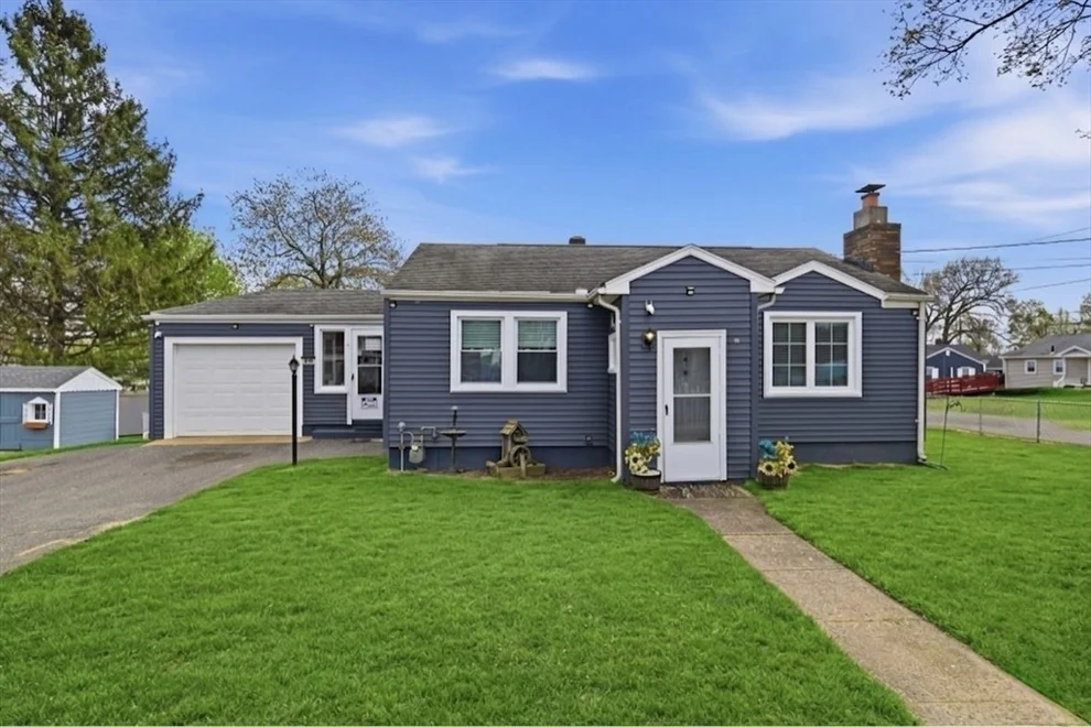 Unit for sale at 519 Prospect St, Chicopee, MA 01020