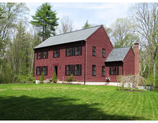 Unit for sale at 25 Crockett Rd, Upton, MA 01568