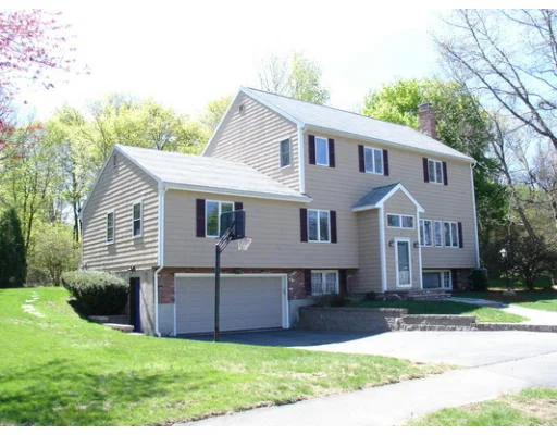 Unit for sale at 5 Birch Hill Lane, Lexington, MA 02421