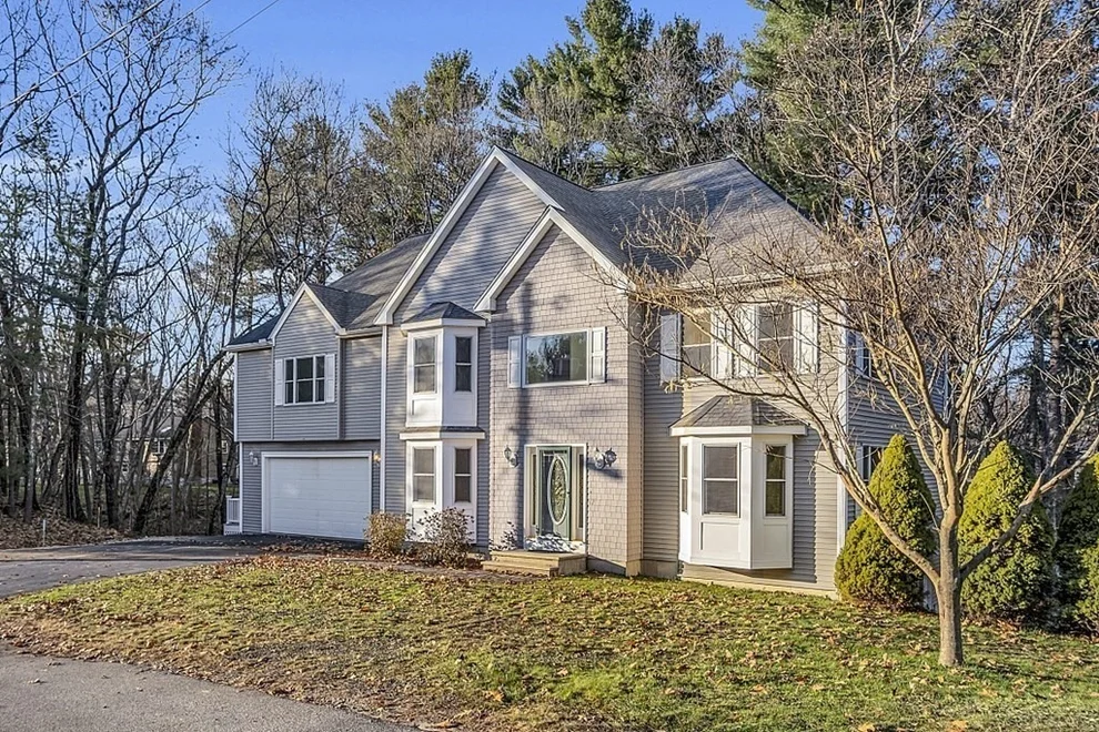 Unit for sale at 12 Walnut Street, Wilmington, MA 01887