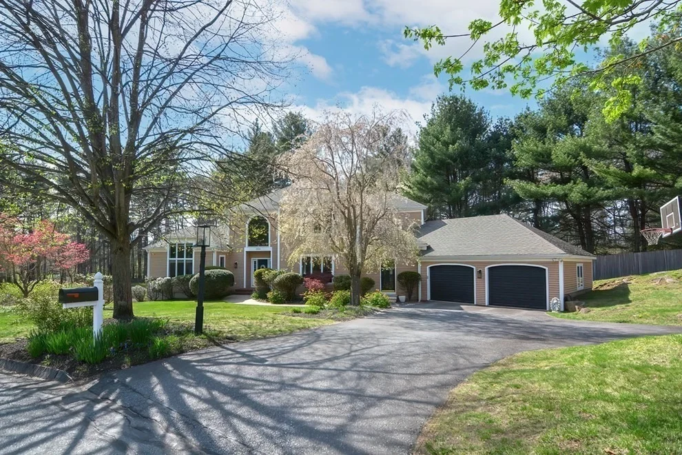 Unit for sale at 104 Channing Rd, Concord, MA 01742