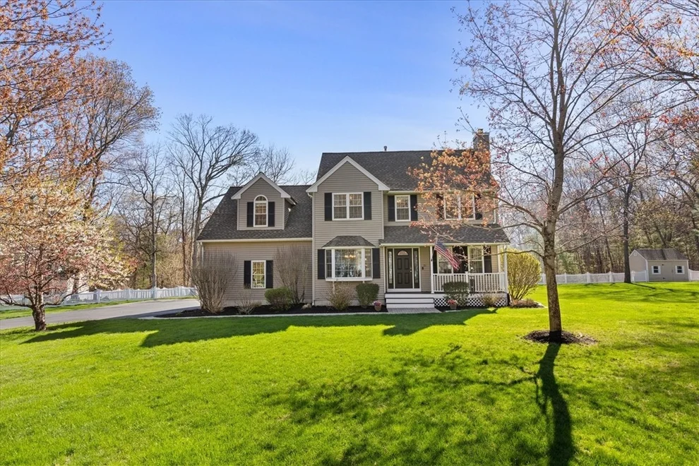 Unit for sale at 21 Cooper Dr, Franklin, MA 02038
