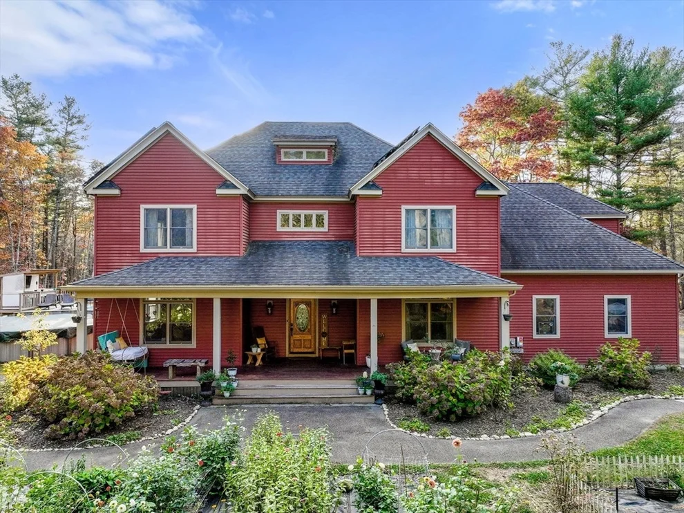 Unit for sale at 75 Walnut Plain Rd, Rochester, MA 02770