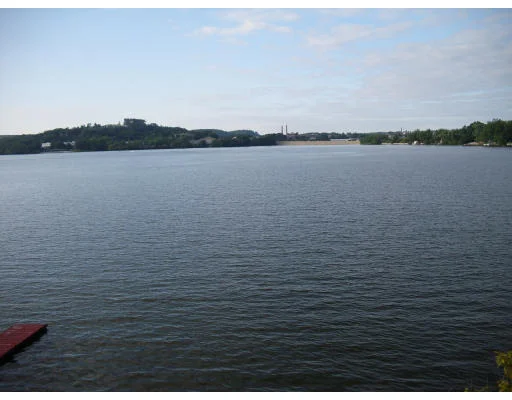 Unit for sale at 4 Sears Island Dr, Worcester, MA 01606