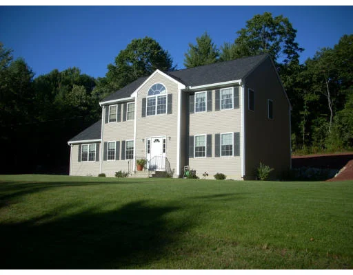 Unit for sale at 318 Sherbert Road Ext, Ashburnham, MA 01430