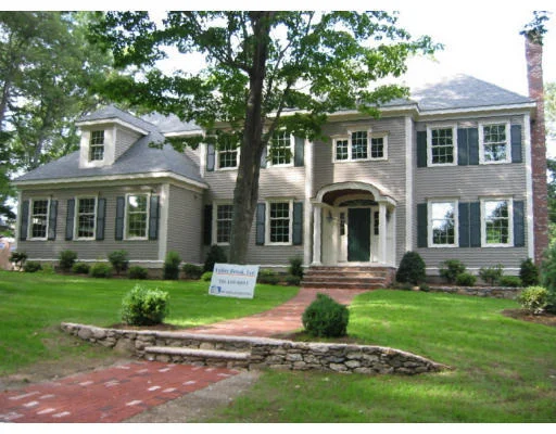 Unit for sale at 28 Redington Road, Needham, MA 02492