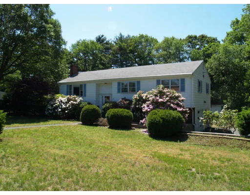 Unit for sale at 45 Hall Dr, Norwell, MA 02061