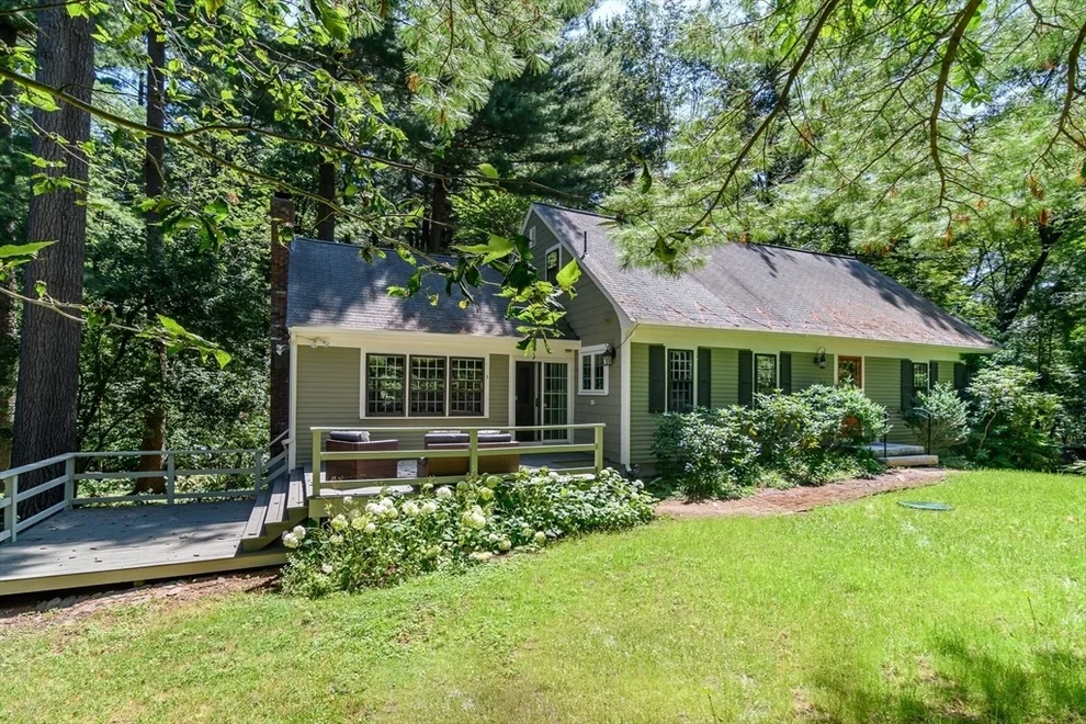 Unit for sale at 6 Brewster, Wayland, MA 01778