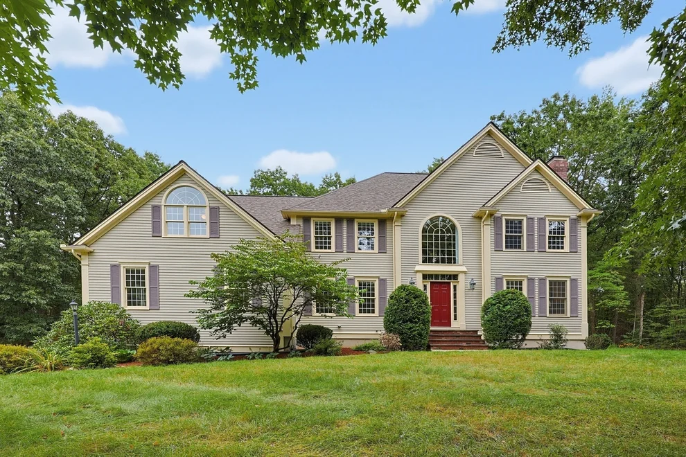 Unit for sale at 78 Duck Pond Dr, Groton, MA 01450