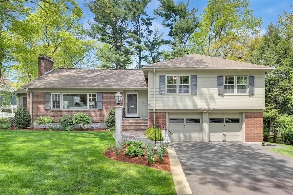 Unit for sale at 27 Lantern Ln, Arlington, MA 02474