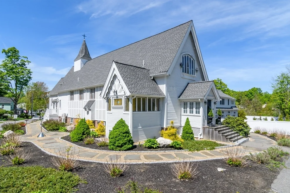Unit for sale at 279 Main Street, Groton, MA 01450