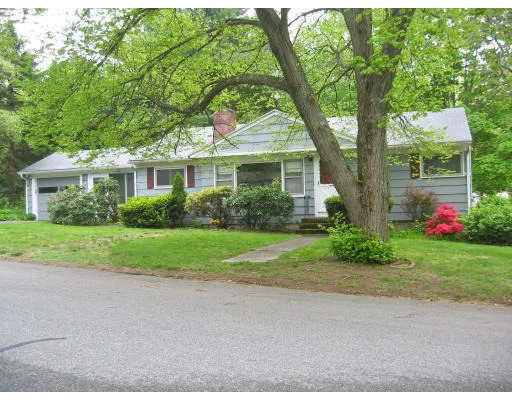 Unit for sale at 35 Mary Lou Ln, Andover, MA 01810