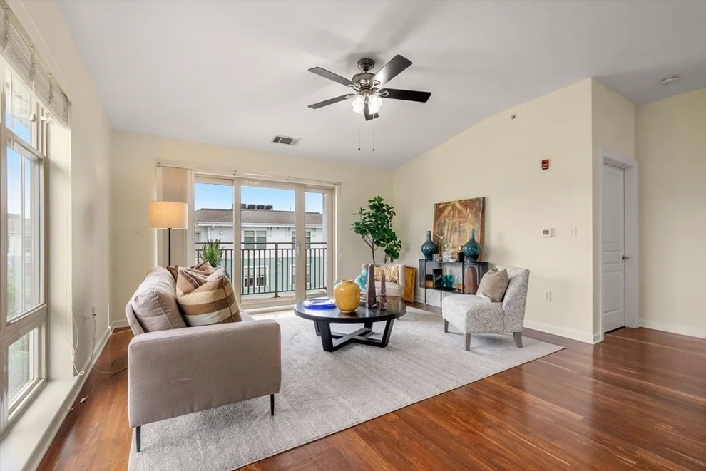 Unit for sale at 5 Repton Circle, Watertown, MA 02472