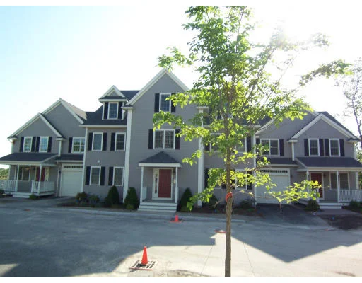 Unit for sale at 10 Cunningham Lane, Billerica, MA 01821