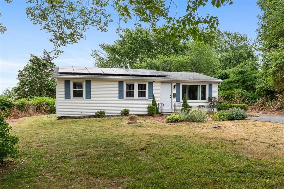 Unit for sale at 99 Swansom Rd, Swansea, MA 02777