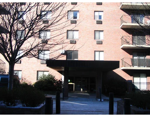 Unit for sale at 135 Pleasant St, Brookline, MA 02446