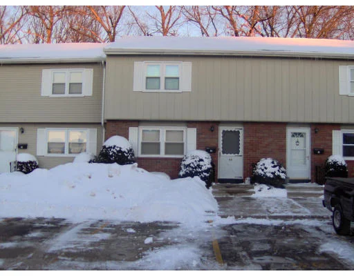 Unit for sale at 66 Yorktown Ct, Chicopee, MA 01020