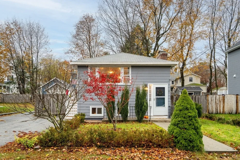 Unit for sale at 16 Glen Rd, Reading, MA 01867