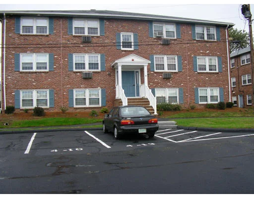 Unit for sale at 4 Mcdewell Ave, Danvers, MA 01923