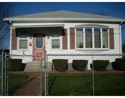 Unit for sale at 84 Shepherd Street, Chicopee, MA 01013