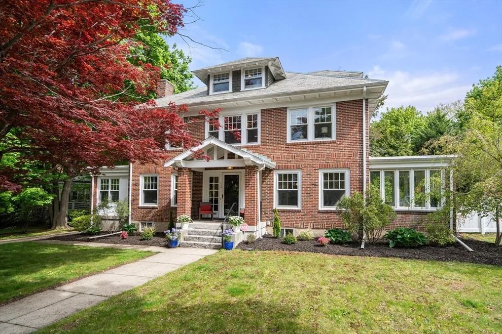 Unit for sale at 799 Commonwealth Avenue, Newton, MA 02459