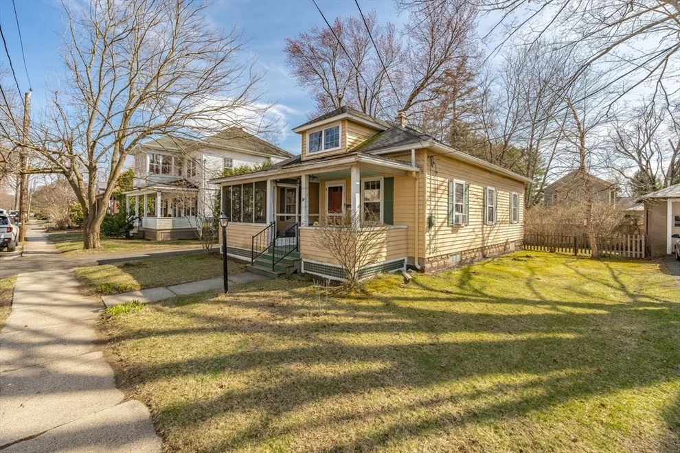 Unit for sale at 27 Fairview Ave, Northampton, MA 01060