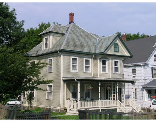 Unit for sale at 21 Winthrop Ave, Quincy, MA 02170