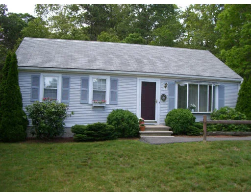 Unit for sale at 19 Manamok Cir, Sandwich, MA 02563