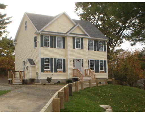 Unit for sale at 9 Perron Way,Lot 35, Lowell, MA 01854