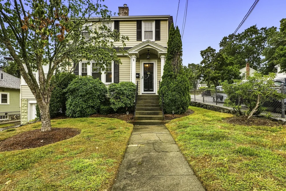 Unit for sale at 46 Prentice St, Waltham, MA 02451