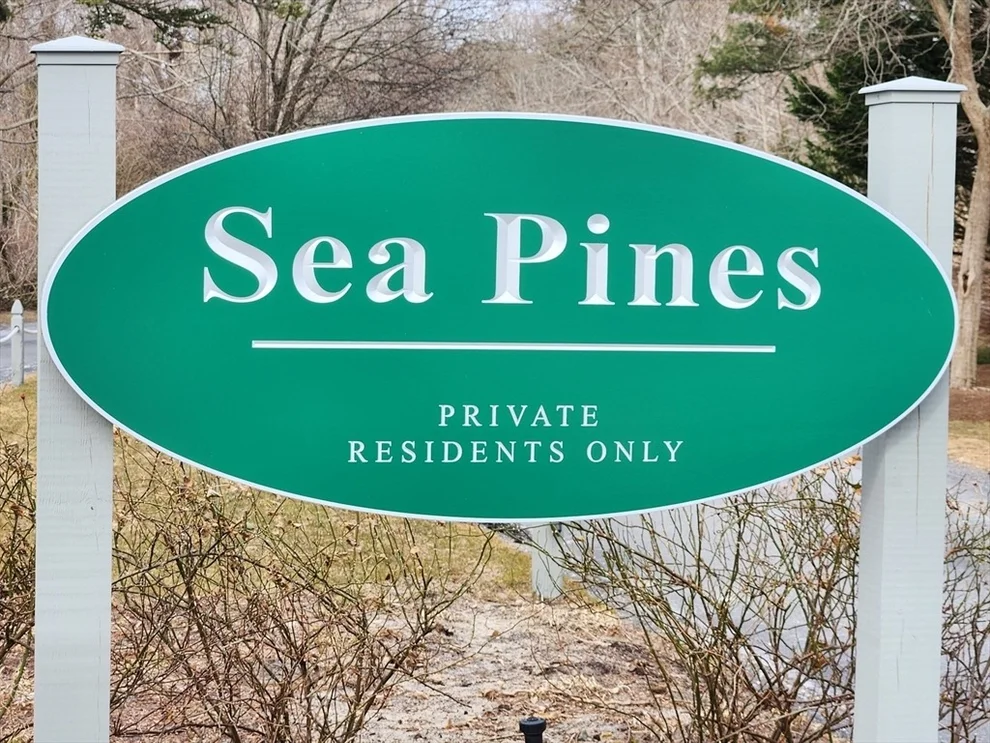 Unit for sale at 11 Overlook Ln, Brewster, MA 02631