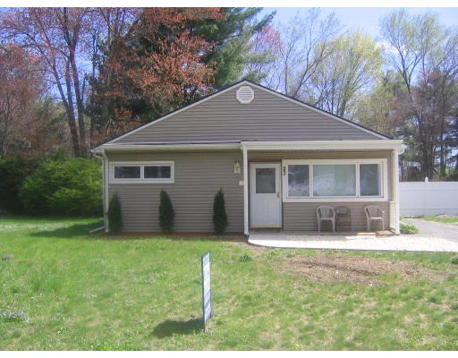 Unit for sale at 23 Vincent St., Springfield, MA 01129