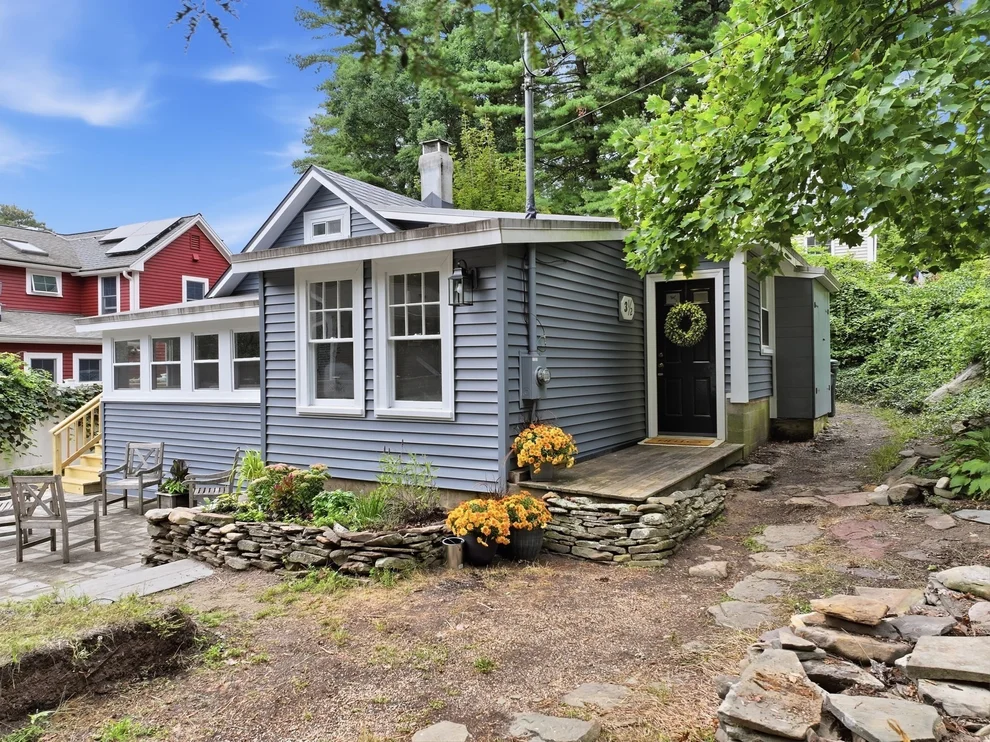 Unit for sale at 3R Calvin St, Ayer, MA 01432