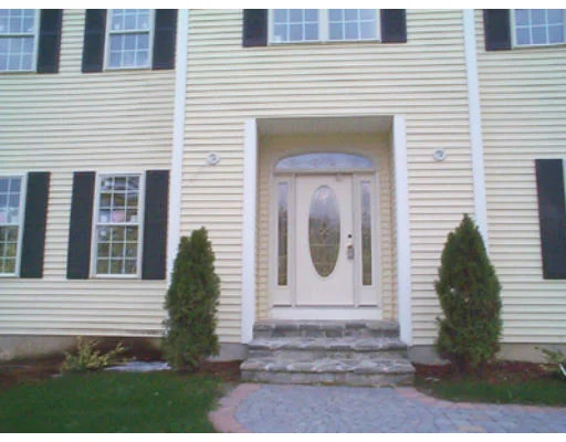 Unit for sale at 8 Reynolds Court, Marlborough, MA 01752