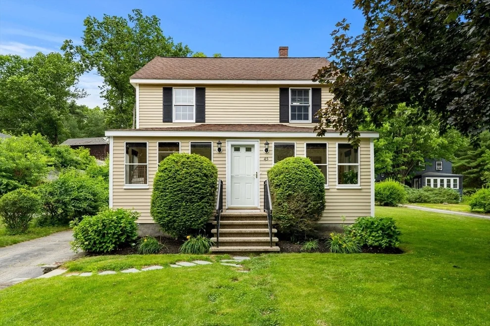 Unit for sale at 45 County Rd, Andover, MA 01810