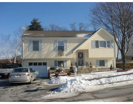 Unit for sale at 7 Timrod Dr, Worcester, MA 01603