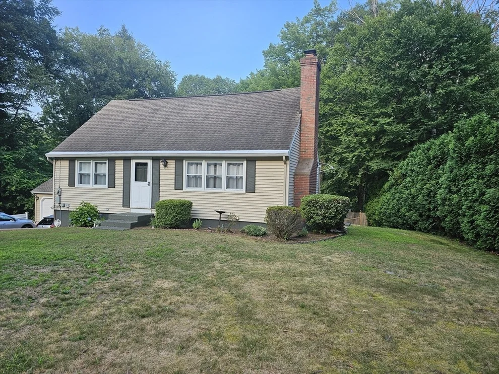 Unit for sale at 152 Shaker Rd, Westfield, MA 01085