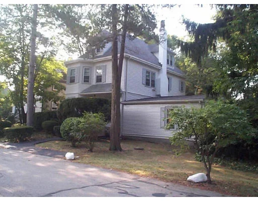 Unit for sale at 7 Whitelawn Ave, Milton, MA 02186