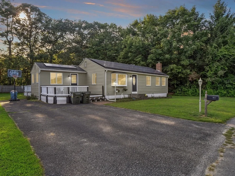 Unit for sale at 28 Holly St, Oxford, MA 01540