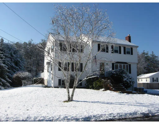 Unit for sale at 10 Appaloosa Dr, Methuen, MA 01844