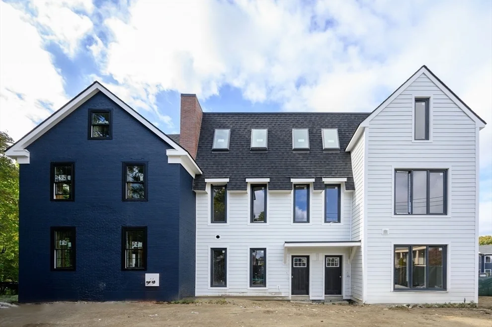 Unit for sale at 27R Ashland, Boston, MA 02122