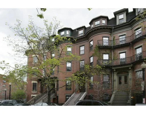Unit for sale at 137 Pembroke St, Boston, MA 02116
