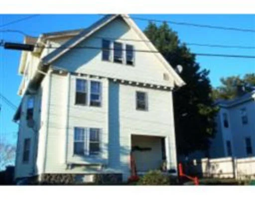 Unit for sale at 7 King Philip Rd, Worcester, MA 01606