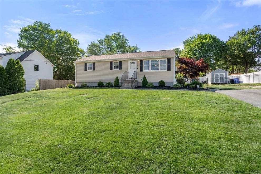 Unit for sale at 10 Vassar Dr, Milford, MA 01757