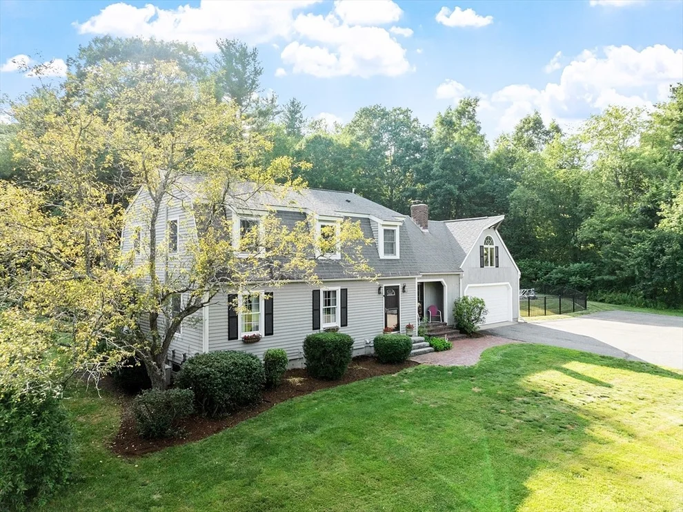 Unit for sale at 35 Mount Lebanon St, Pepperell, MA 01463