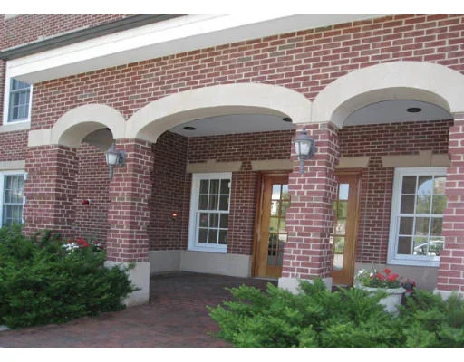 Unit for sale at 336 Boylston St, Newton, MA 02459