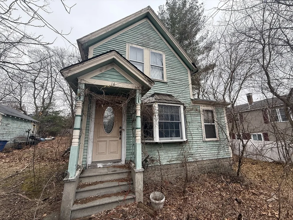 Unit for sale at 14 Maple Ave, Chelmsford, MA 01824