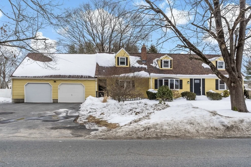 Unit for sale at 71 Agricultural Ave, Rehoboth, MA 02769