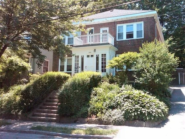 Unit for sale at 188 Winchester St, Brookline, MA 02446