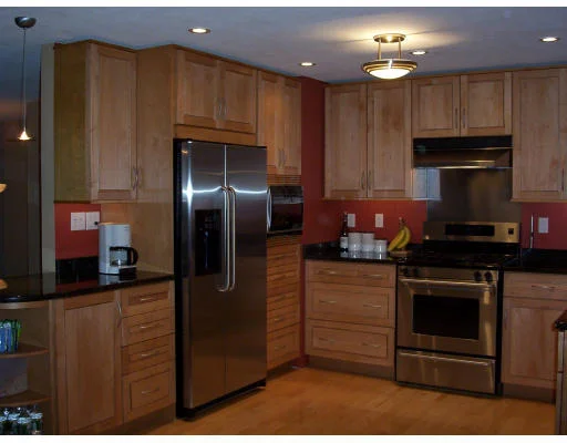 Unit for sale at 11 Holly Street, Gloucester, MA 01930